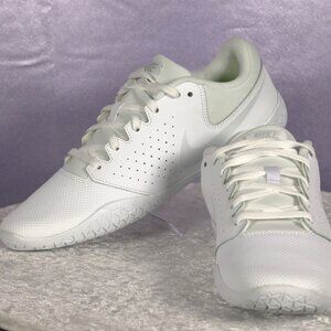 Nike White Training Shoes Athletic Sneakers NWOT